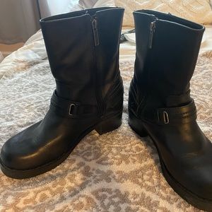 Women’s Harley Davidson biker boots